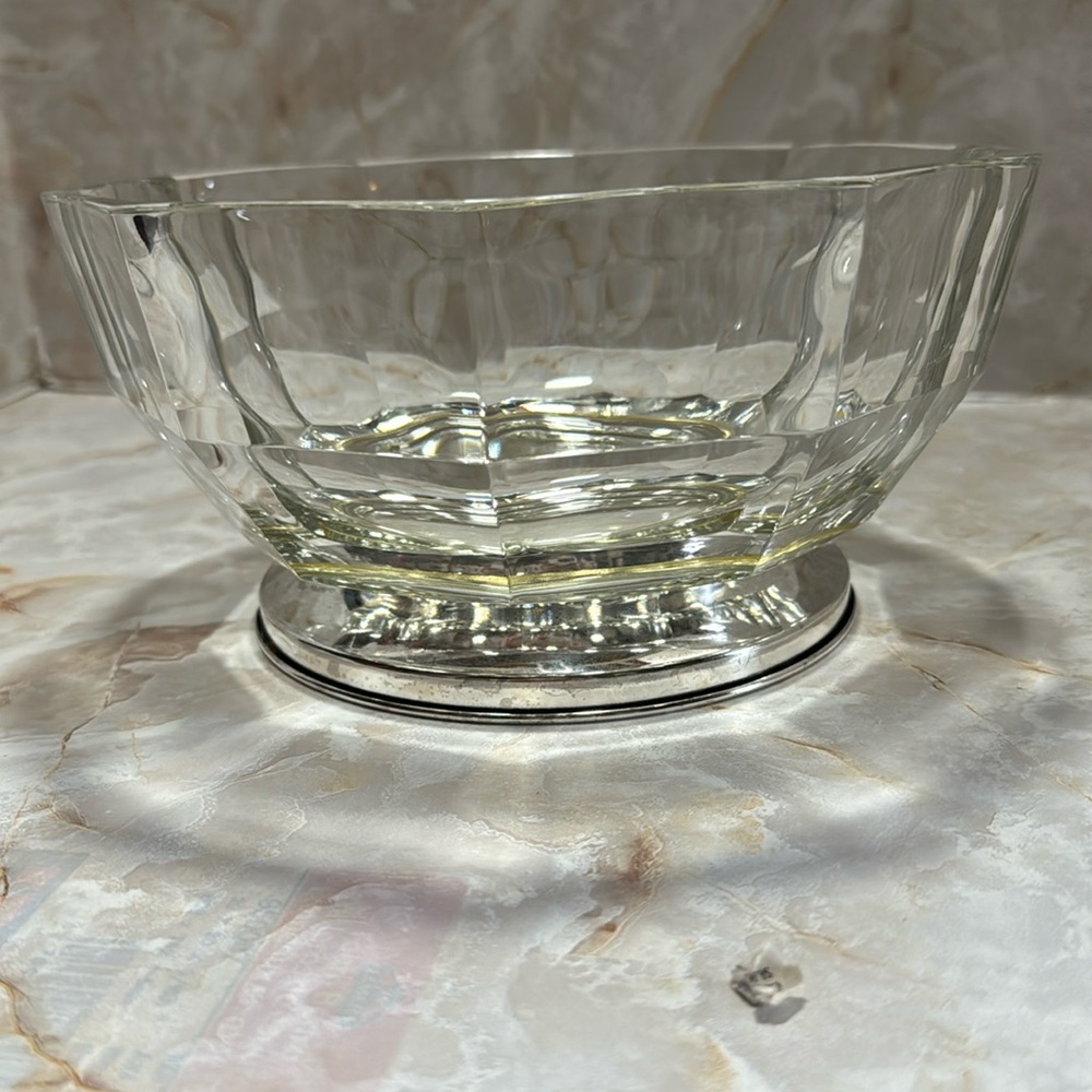 Vintage fine glass salad bowl with sliver plated base.